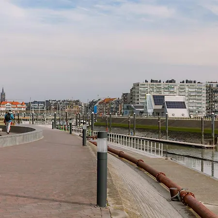 Сasa de vacaciones Cozy With Harbor View In *